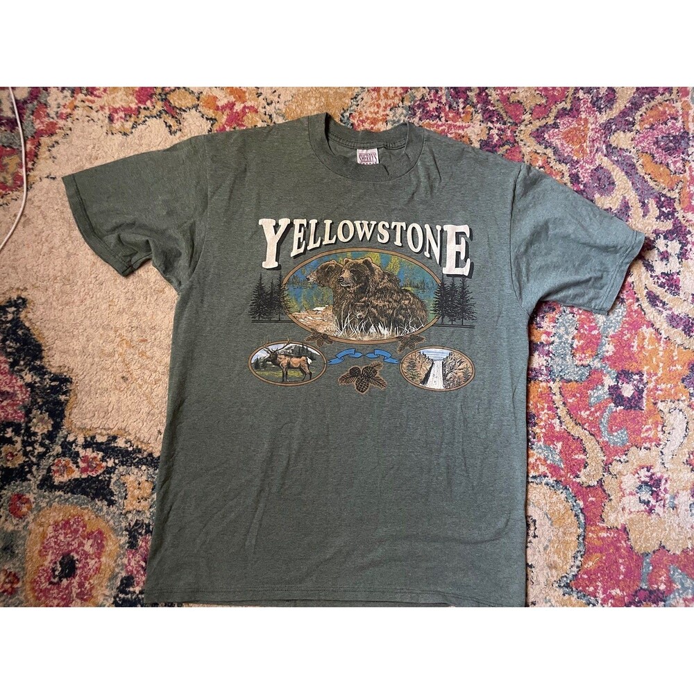 Vintage Yellowstone Graphic T-shirt